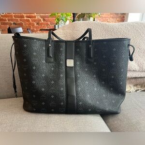 MCM Liz Large Reversible Visetos Shopper Tote Bag